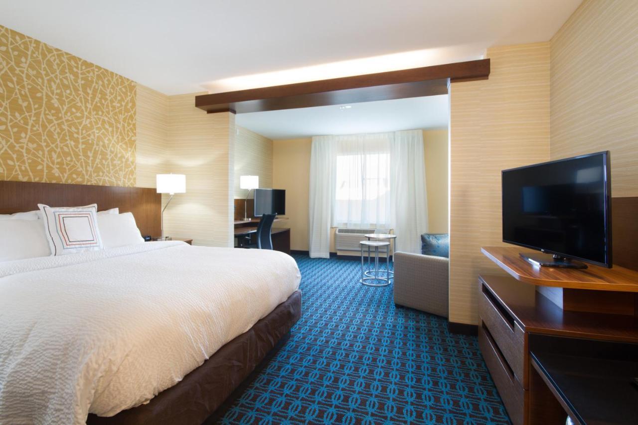 Fairfield Inn & Suites By Marriott Buffalo Amherst/University Exterior photo